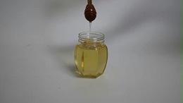 蜂蜜的色泽与什么有关，为什么不一样